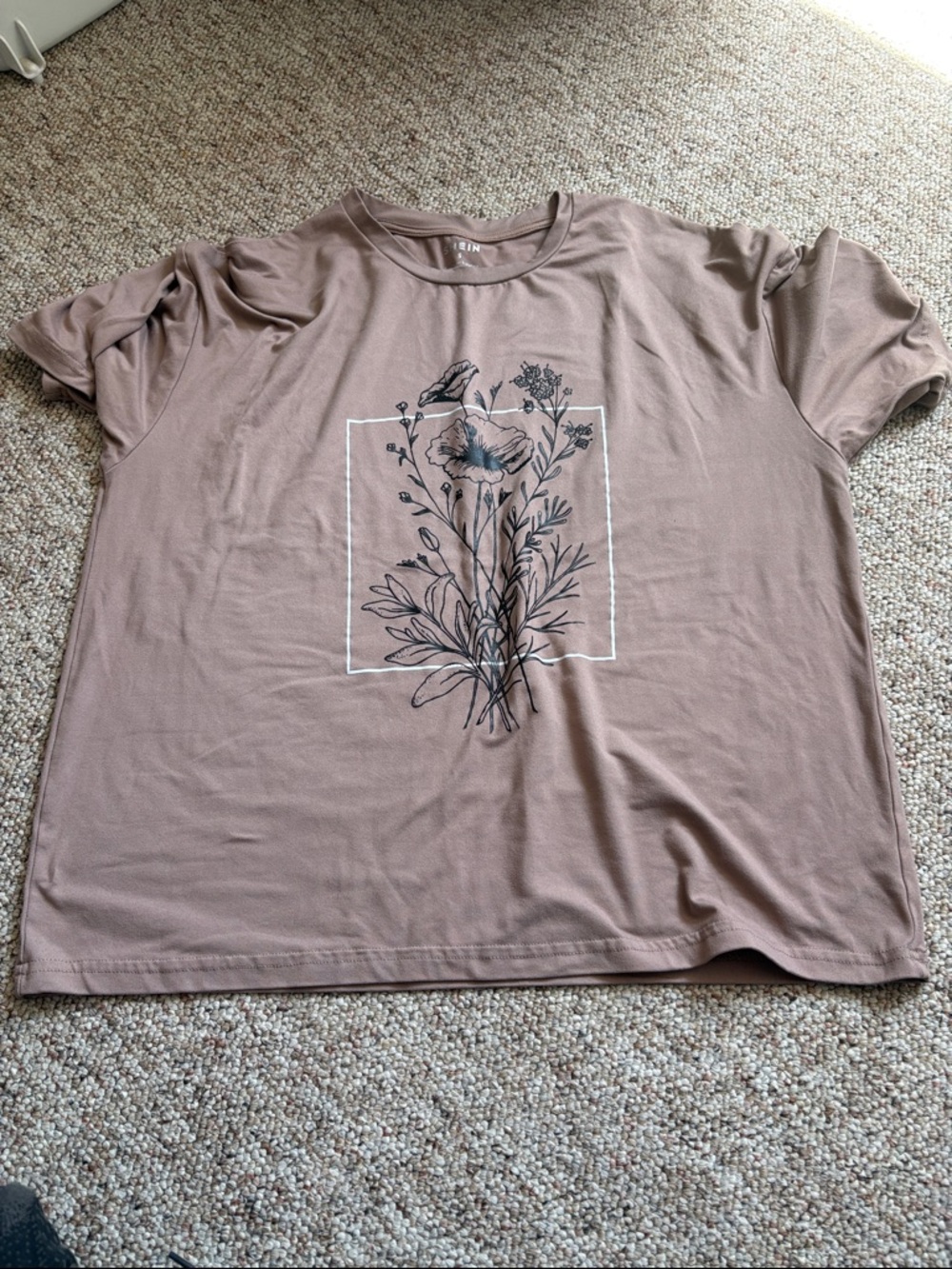 SHEIN Mauve/tan Short Sleeve Crewneck Tee